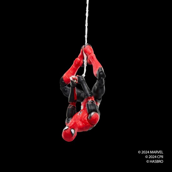 Marvel Legends Series Spider-Man (Upgraded Suit), Spider-Man: Far from Home Collectible 6-Inch Scale Action Figure